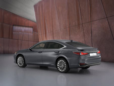 Lexus ES Facelift