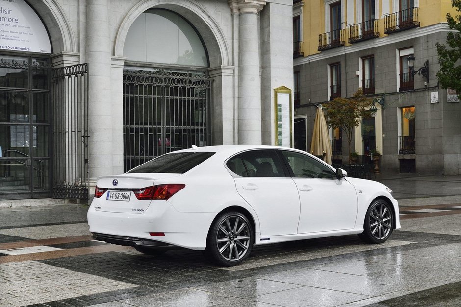 Lexus GS 300h