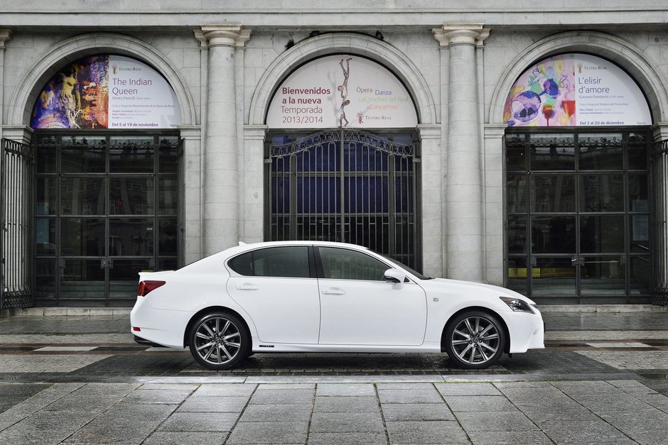 Lexus GS 300h