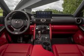 Lexus IS 2024