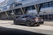 Lexus IS 2024