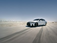 Lexus IS 2024