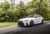 Lexus IS 2024