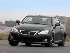 Lexus IS C primeste accesorii F Sport