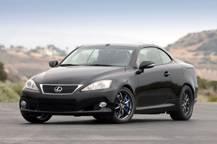 Lexus IS C primeste accesorii F Sport Lexus IS C primeste accesorii F Sport