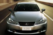 Lexus IS Facelift - Primele fotografii oficiale