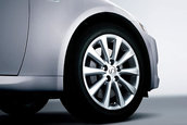 Lexus IS Facelift - Primele fotografii oficiale