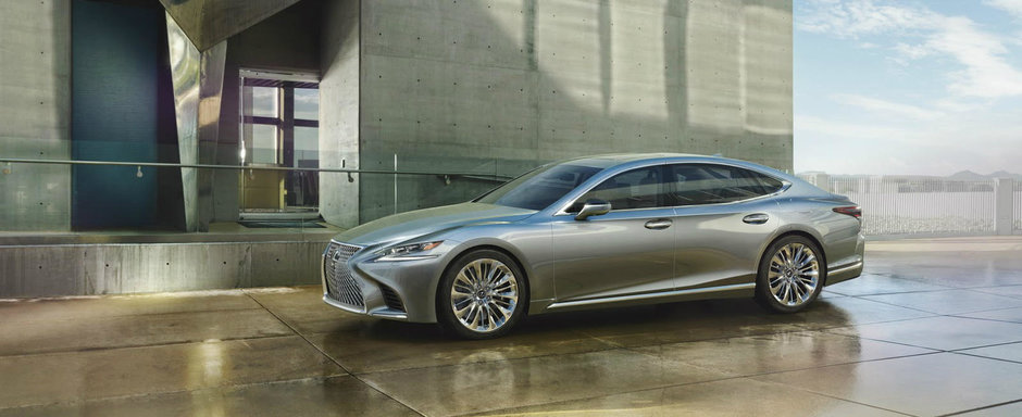 Lexus isi prezinta noua nava amiral la Salonul Auto de la Detroit Lexus isi prezinta noua nava amiral la Salonul Auto de la Detroit