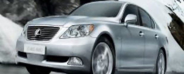 Lexus lanseaza LS460 AWD la Moscova