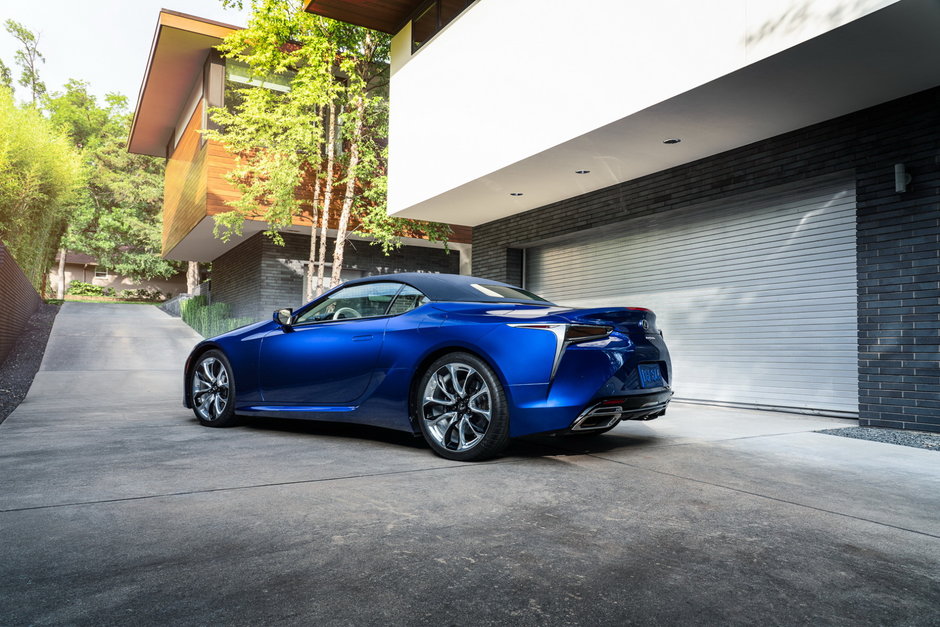 Lexus LC Convertible Regatta Edition