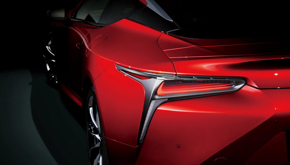 Lexus LC - Versiunea japoneza