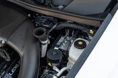 Lexus LFA cu 75 de kilometri la bord