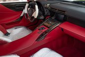 Lexus LFA cu 75 de kilometri la bord