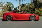 Lexus LFA de vanzare