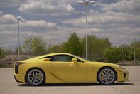 Lexus LFA de vanzare