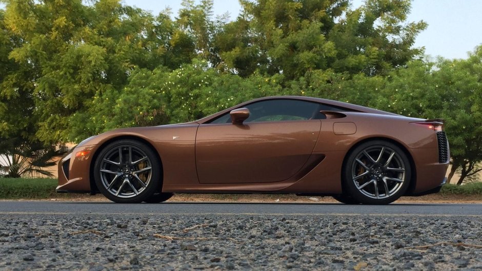 Lexus LFA Pearl Brown