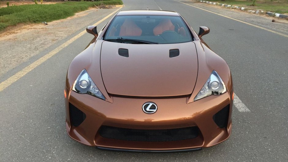 Lexus LFA Pearl Brown