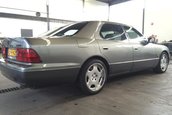 Lexus LS400 de 600 CP