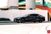 Lexus LS500 cu jante Vossen