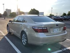 Lexus LS600h L de vanzare