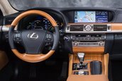 Lexus LS600h