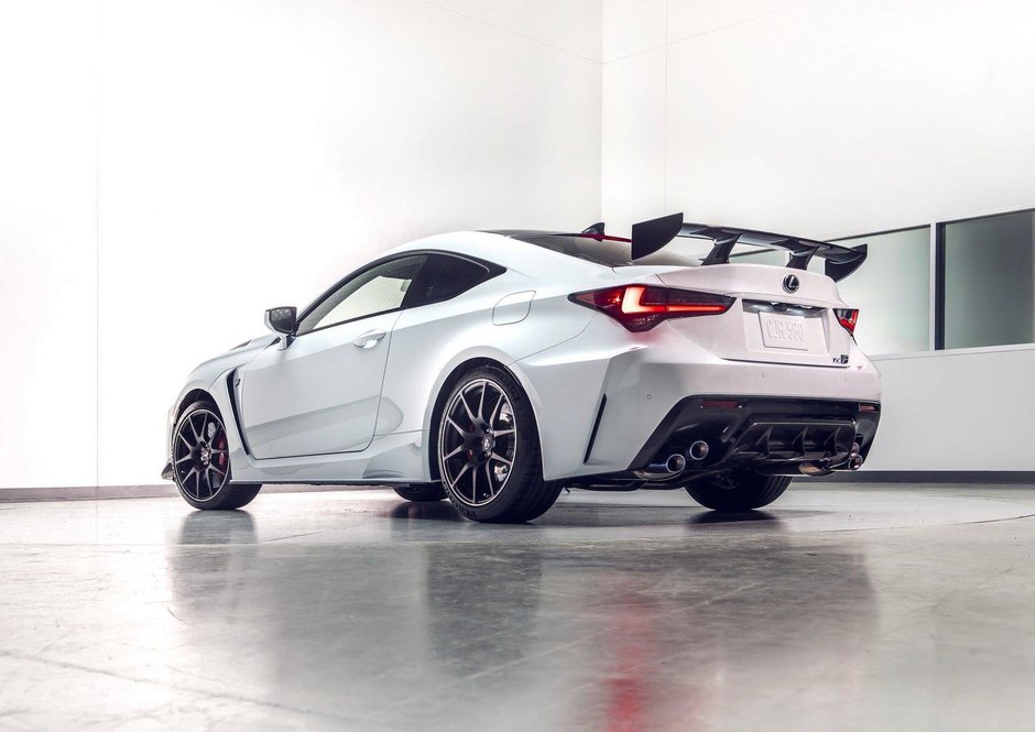 Lexus RC F facelift si RC F Track Edition