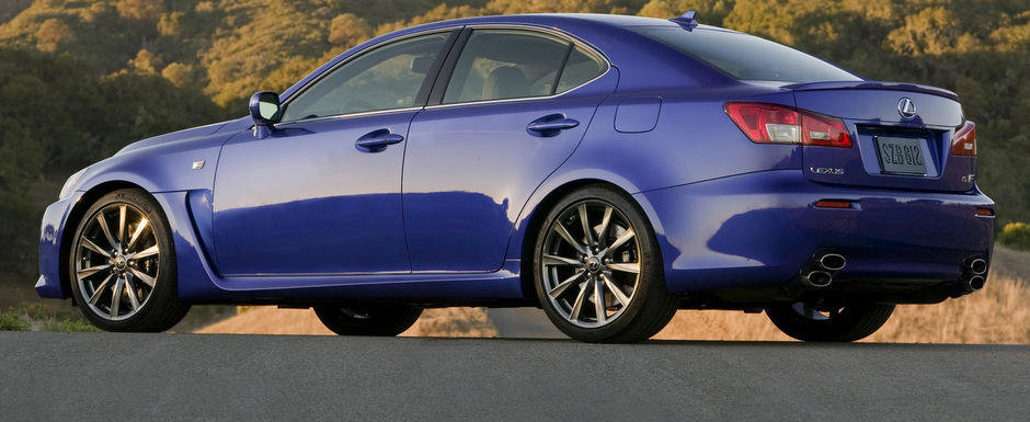 Lexus renunta la modelul IS F