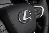 Lexus TX - Galerie foto