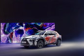 Lexus UX tatuat