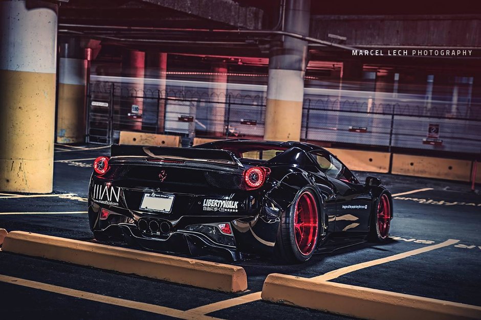 Liberty Walk Ferrari 458 Spider