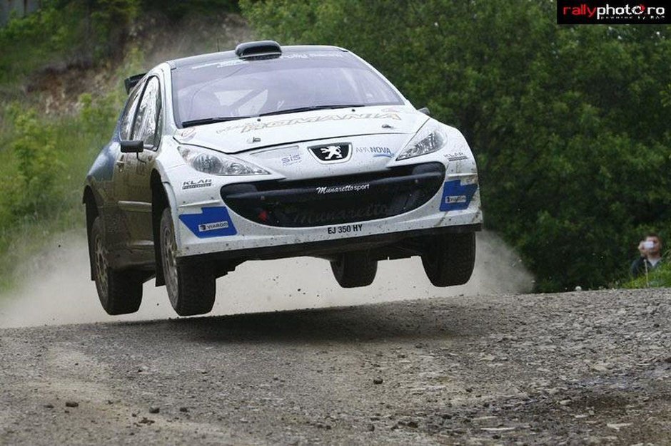 Liderul general in Delta Rally, Francois Delecour, a fost exclus din clasament