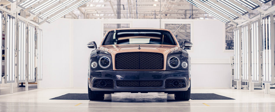 Limuzina suprema de la Bentley se retrage in glorie dupa 7.300 de unitati construite. Asa arata penultimul exemplar