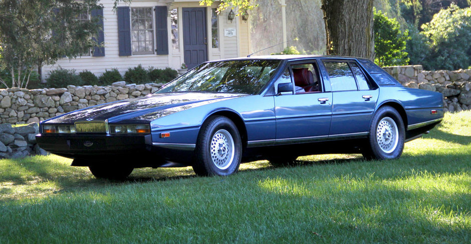 Limuzina suprema disparuta: Aston Martin Lagonda 1974-1990