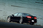 Lincoln MKZ de la H&amp;R Springs