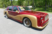 Lincoln Town Car transformat in Rolls-Royce Phantom