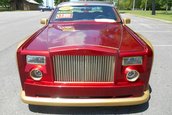 Lincoln Town Car transformat in Rolls-Royce Phantom