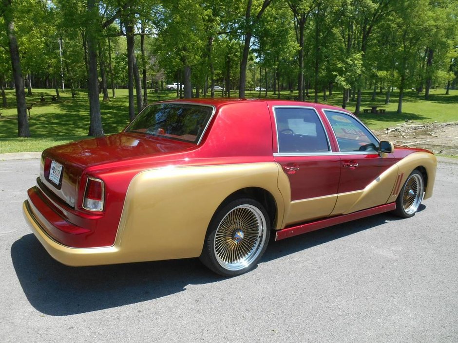 Lincoln Town Car transformat in Rolls-Royce Phantom