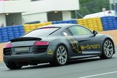 Livrare speciala de la Audi: R8 e-tron la 24 Hours of Le Mans