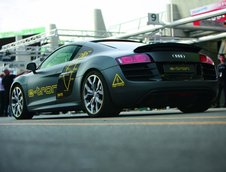 Livrare speciala de la Audi: R8 e-tron la 24 Hours of Le Mans