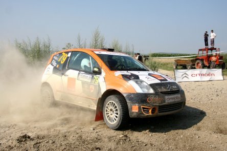 Locul 2 in raliu, locul 1 in campionat Locul 2 in raliu, locul 1 in campionat
