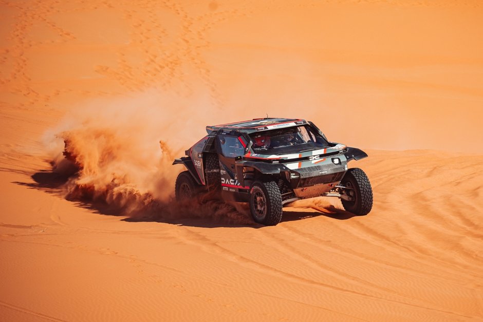 Loeb preia conducerea in Raliului Marocului