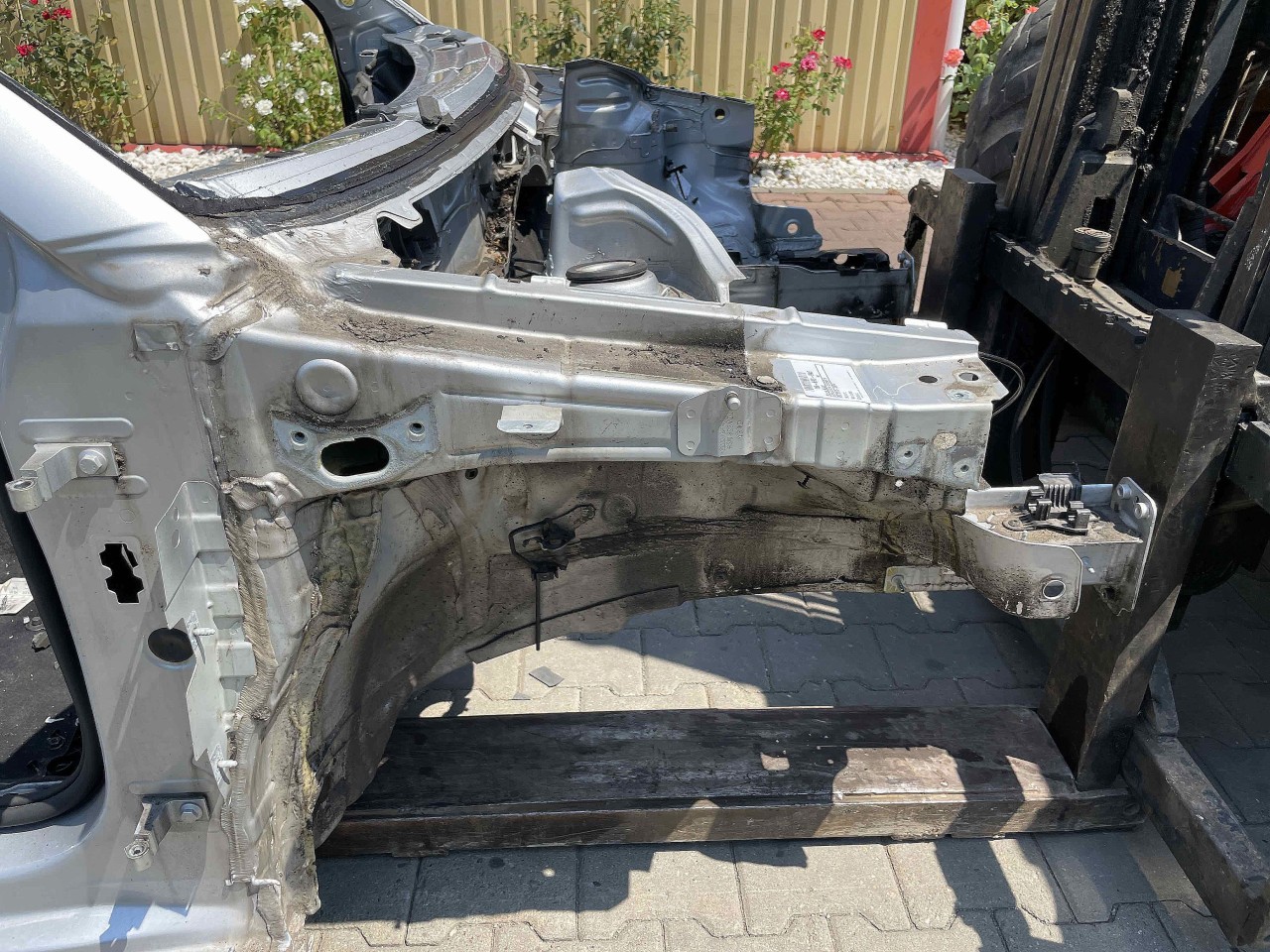 LONJERON DREAPTA AUDI A1 A1 - - (2010 2014)