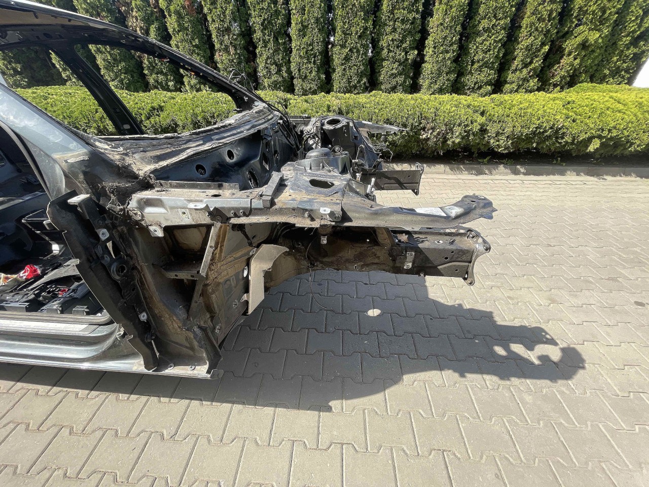 LONJERON DREAPTA AUDI A4 A4 - - (2015 2018)