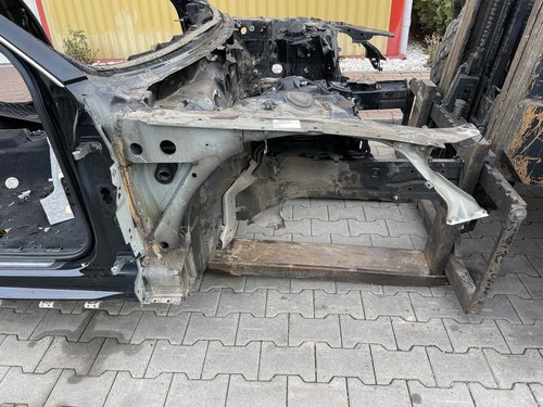 LONJERON DREAPTA AUDI A6 - - (2011 2015)