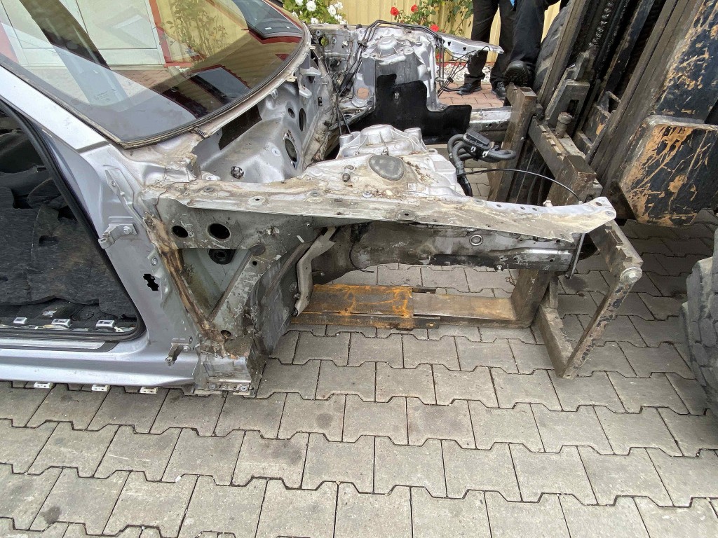 LONJERON DREAPTA AUDI A6 - - (2015 2018)