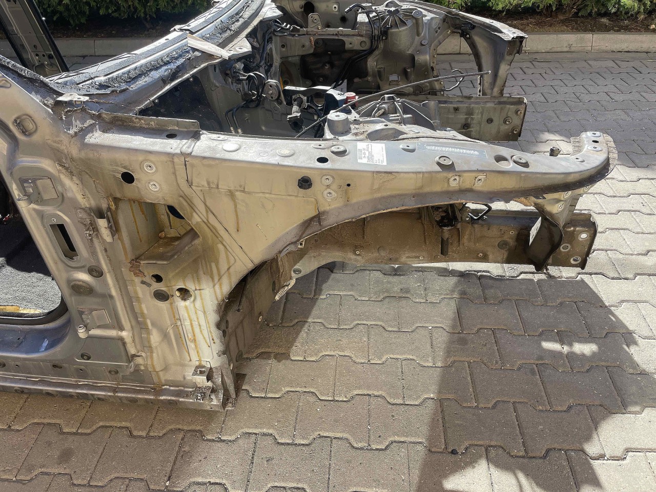 LONJERON DREAPTA BMW SERIA 5 F 10 - - (2010 2014)