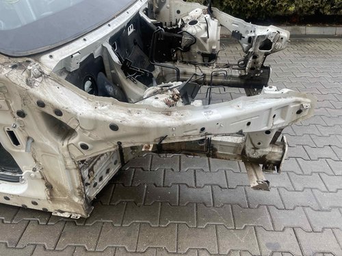 LONJERON DREAPTA BMW X6 - - (2008 2014)