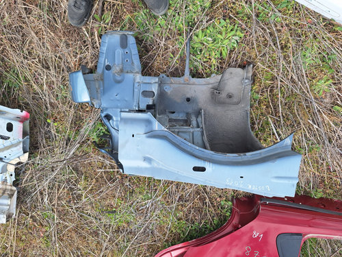 Lonjeron dreapta Dacia Duster 1.5 Motorina 2013, -