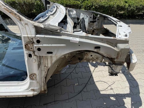 LONJERON DREAPTA DACIA DUSTER - - (2010 2013)