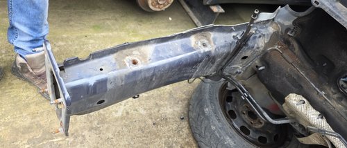 Lonjeron dreapta fata Ford Focus 3 2011 2012 2013 2014 2015